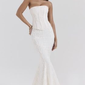 Veronica Vintage Ivory Embroidered Godet Maxi Skirt - Image 6